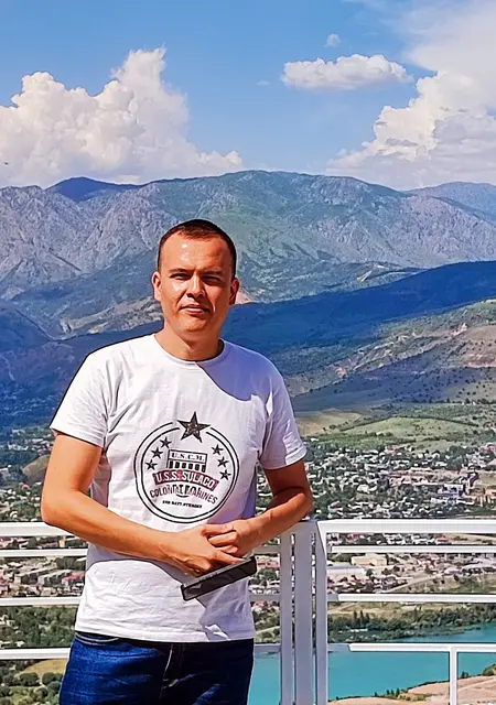 Я Аразик, 36, из Гродно, ищу знакомства на одну ночь