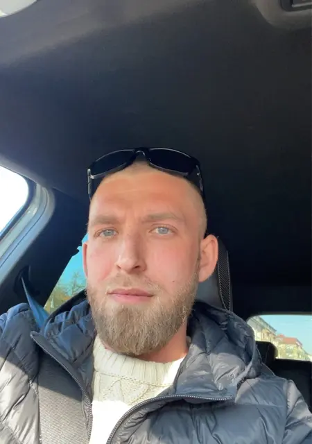 Robin из Стокгольма, ищу на сайте дружбу