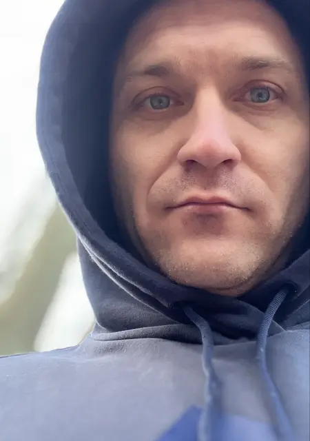 Dmytro из Гданьска, мне 38, познакомлюсь на одну ночь