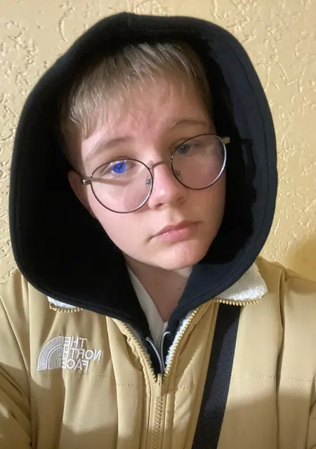 Я Саша, 25, из Пхукета, ищу знакомство для постоянных отношений