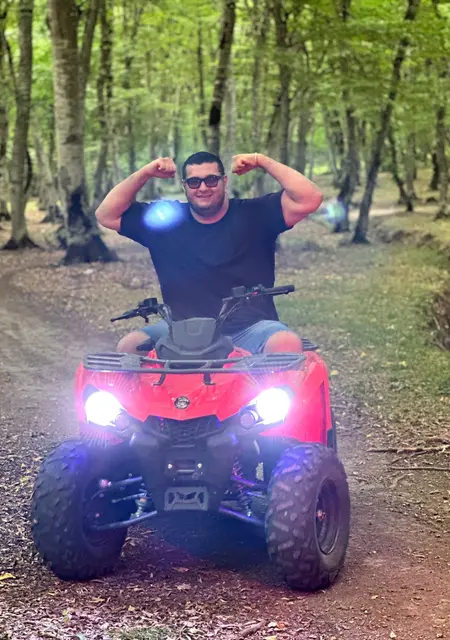 Я Camuka, 27, знакомлюсь для приятного времяпровождения в Баку