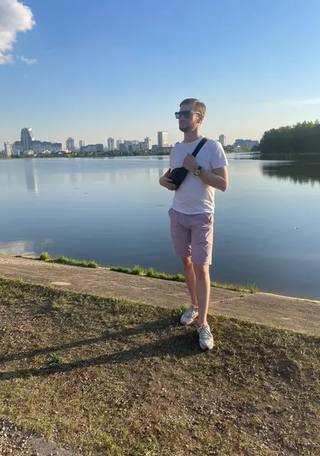 Леонид из Минска, мне 32, познакомлюсь на одну ночь