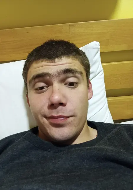 Я Богдан, 26, из Полтавы, ищу знакомства без обязательств