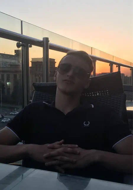 Я Александр, 25, знакомлюсь для общения в Днепре