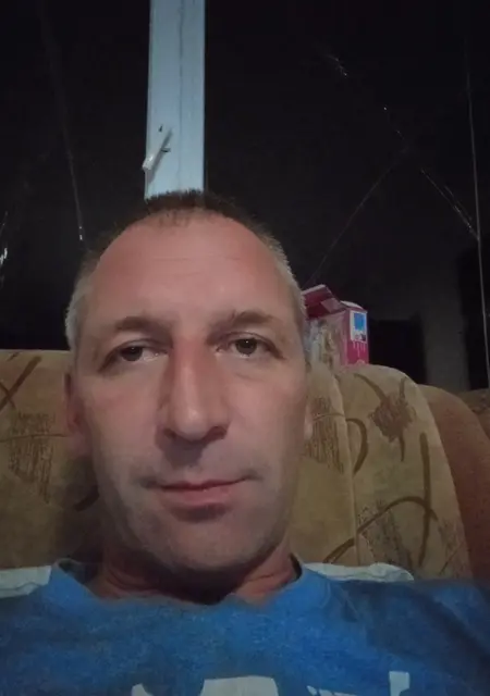 Саша з Кременчука, шукаю на сайті знайомства на одну ніч