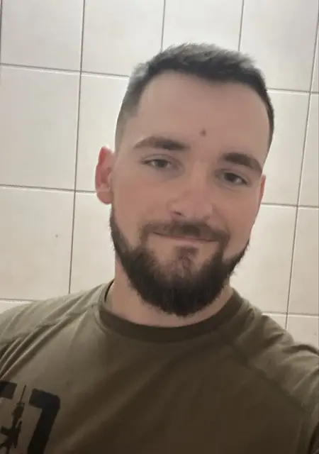 Я Віталій, 25, из Киева, ищу знакомство для вирта