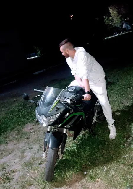 Andrey из Павлограда, мне 29, познакомлюсь без обязательств