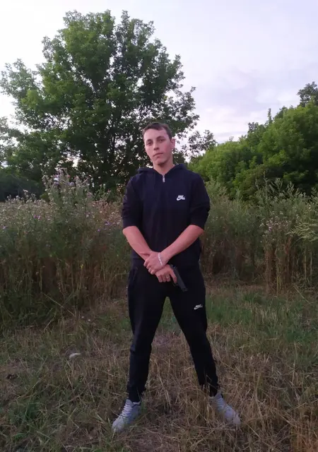 Daniil from London, 24 years old, ready to meet for one-night stand