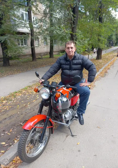 Я Алекс, 53, из Запорожья, ищу знакомство для приятного времяпровождения