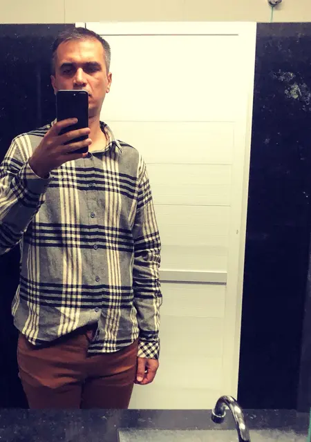 Helder Ramos из Сан-Луис-ди-Монтис-Белус, ищу на сайте общение