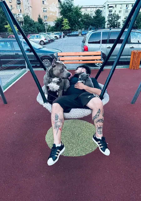 Я Armand, 25, из Дробета-Турну-Северин, ищу знакомства без обязательств