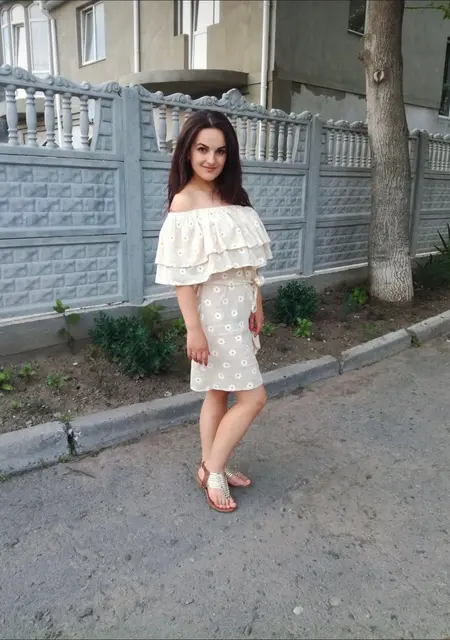 Я Марина, 36 років з Одеса, шукаю знайомства без зобов'язань