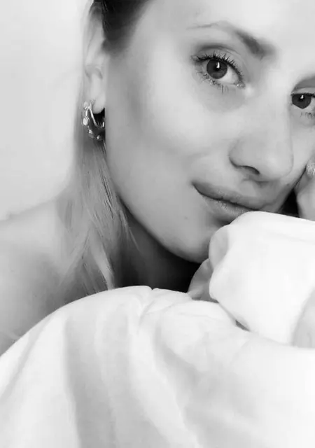 Я Kiirsten, 29, из Афин, ищу знакомство