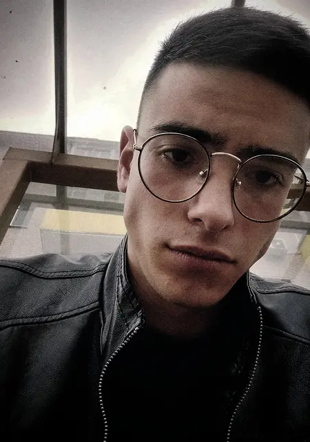 Артур из Витебска, мне 20, познакомлюсь без обязательств