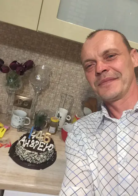 Я Андрей, 48, из Бреста, ищу знакомства без обязательств