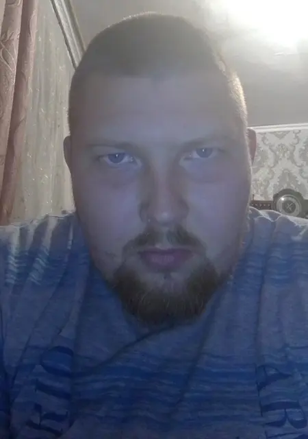 Я Евгений, 31 років з Шостки, шукаю знайомство для постійних стосунків