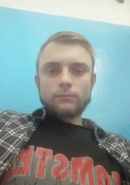 Я Олег, 29, знакомлюсь на одну ночь в Лиде