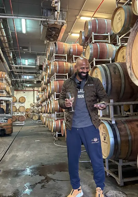 Я Nadav, 38, знакомлюсь для дружбы в Серре