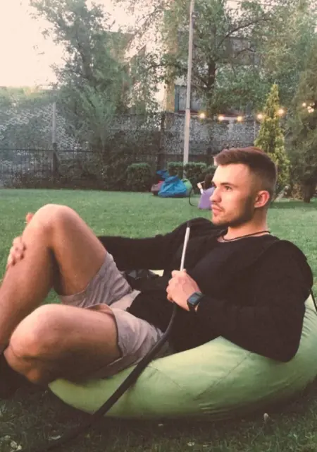 Я Дмитрий, 26, из Запорожья, ищу знакомство для постоянных отношений