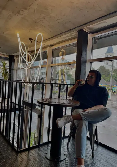 Я Нікіта, 19, знакомлюсь без обязательств в Житомире