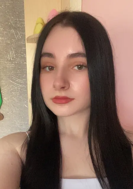 Полина из Минска, ищу на сайте приятное времяпровождение