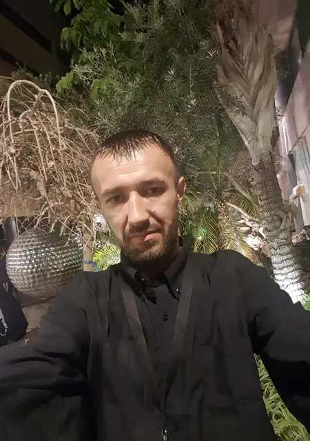 Я Юра, 44 років, знайомлюсь на одну ніч у Хмельницькому