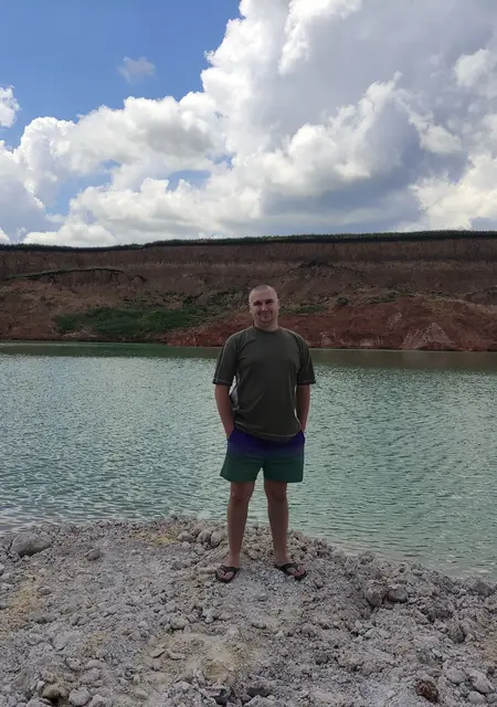 Alexander из Павлограда, мне 25, познакомлюсь для приятного времяпровождения