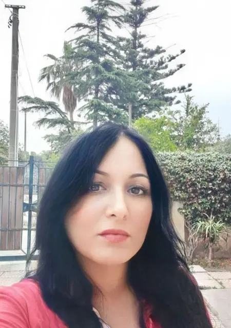 Я Mihaela, 45, из Бухареста, ищу знакомство