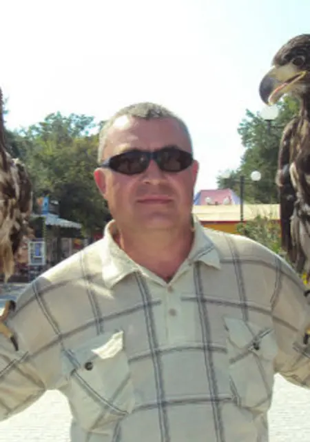 Олег из Золотоноши, мне 53, познакомлюсь для вирта