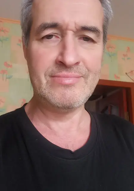 Я Александр, 60, знакомлюсь без обязательств в Киеве