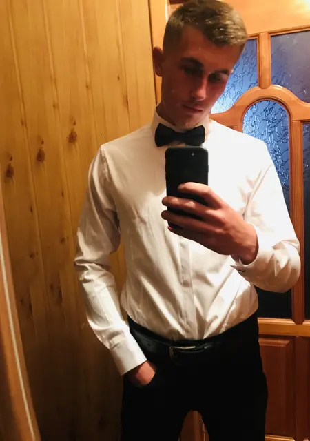 Віктор из Львова, мне 27, познакомлюсь для приятного времяпровождения