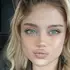 Я Helen, 18, из Галларате, ищу знакомство для постоянных отношений