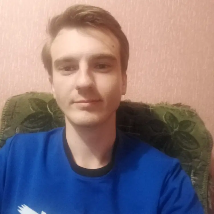 Александр из Луганска, мне 26, познакомлюсь для приятного времяпровождения