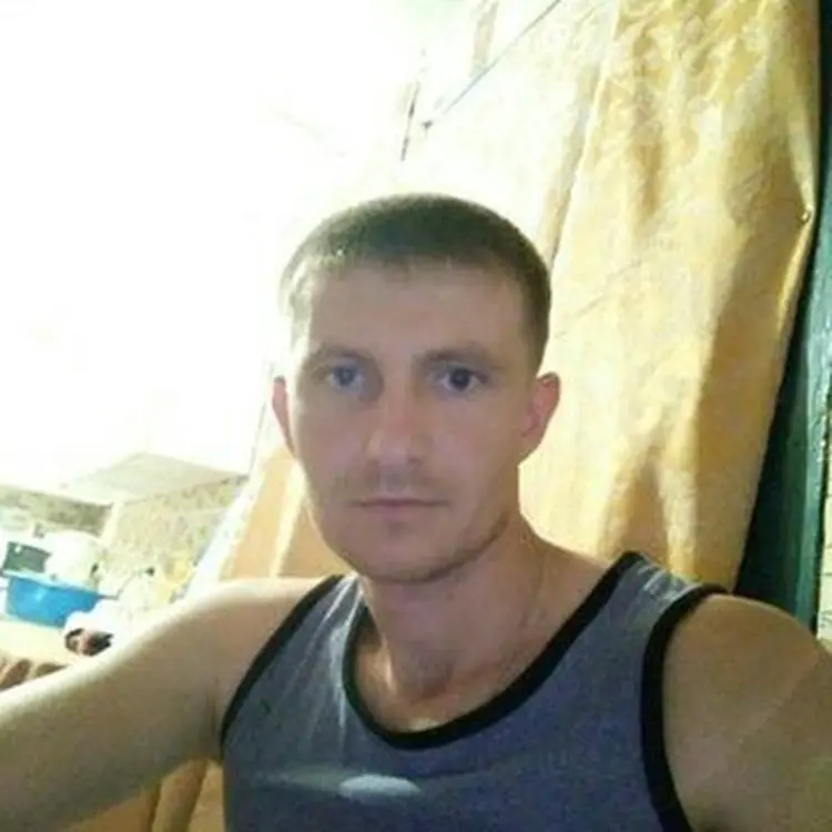 Дмитрий из Уссурийска, ищу на сайте секс на одну ночь