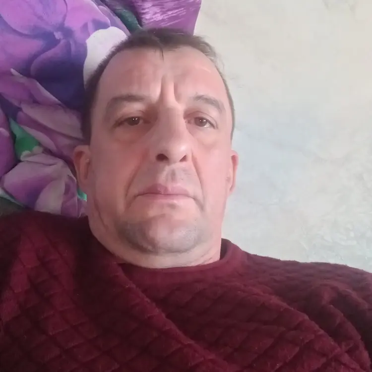 Вячеслав из Новосибирска, мне 44, познакомлюсь для секса на одну ночь