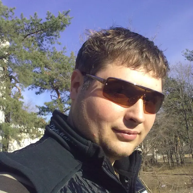 Andrey из Северодонецка, мне 39, познакомлюсь для общения