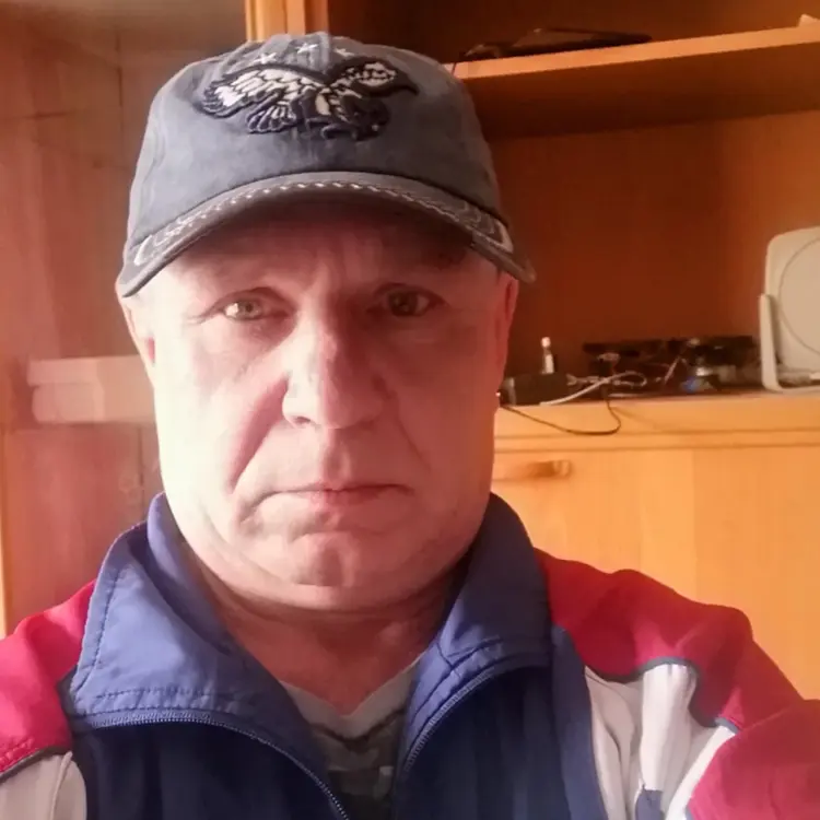 Александр из Кемерово, мне 58, познакомлюсь для регулярного секса