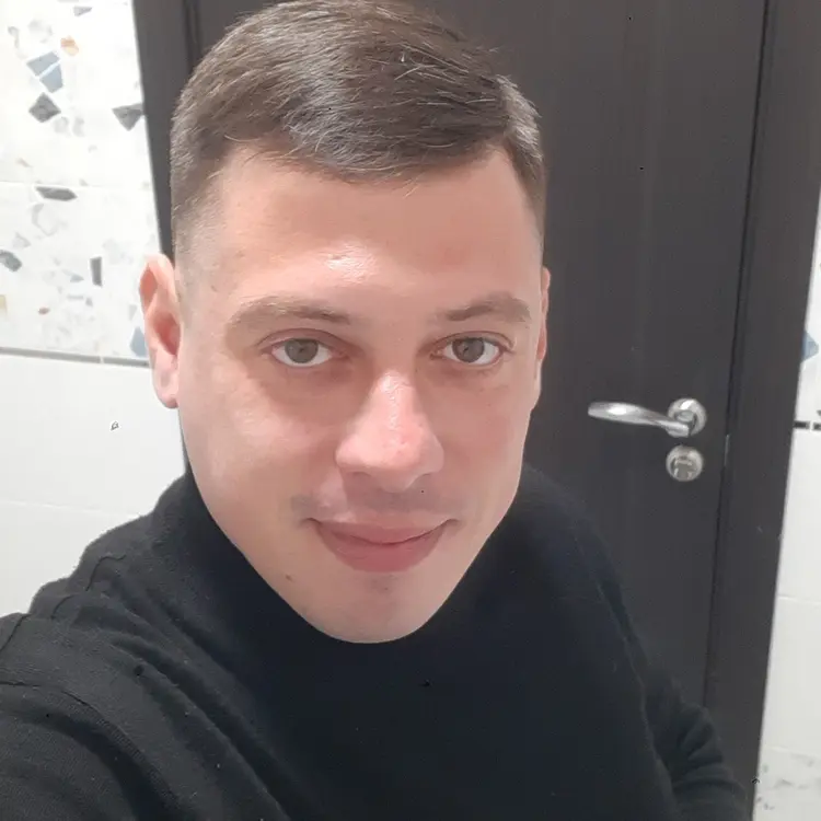 Я Андрей, 32, знакомлюсь для регулярного секса в Бузулуке