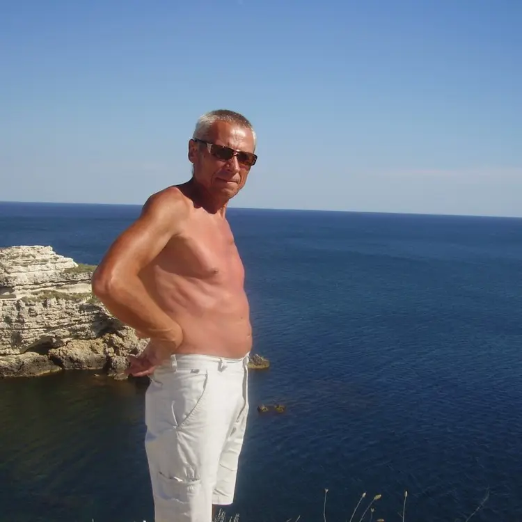 Сергей из Нахабина, мне 59, познакомлюсь для секса на одну ночь