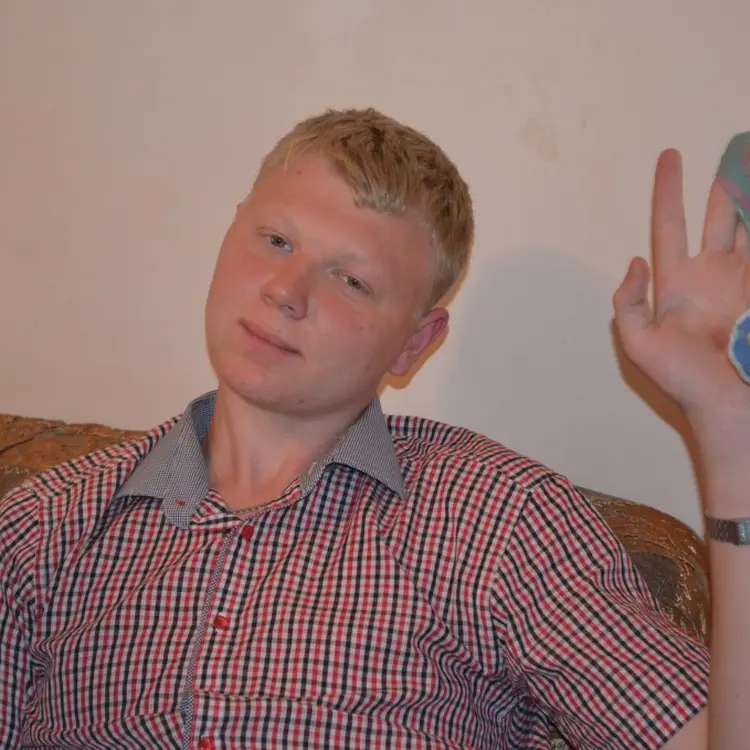 Я Николай, 30, из Киселевска, ищу знакомство для регулярного секса