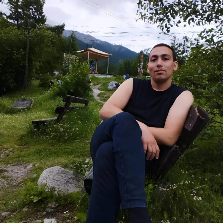Я Арсен, 72, из Иркутска, ищу знакомство для регулярного секса