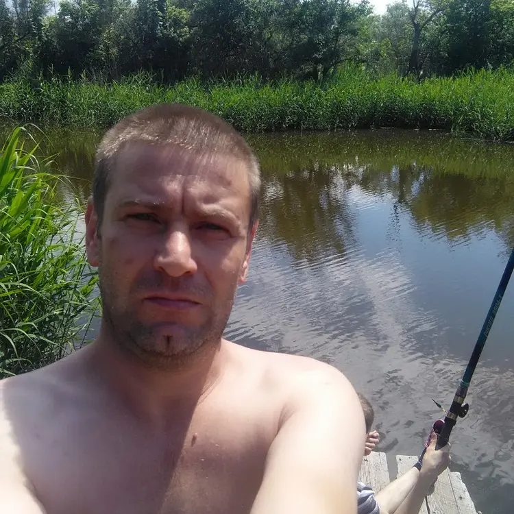Я Роман, 48, из Волгограда, ищу знакомство для постоянных отношений