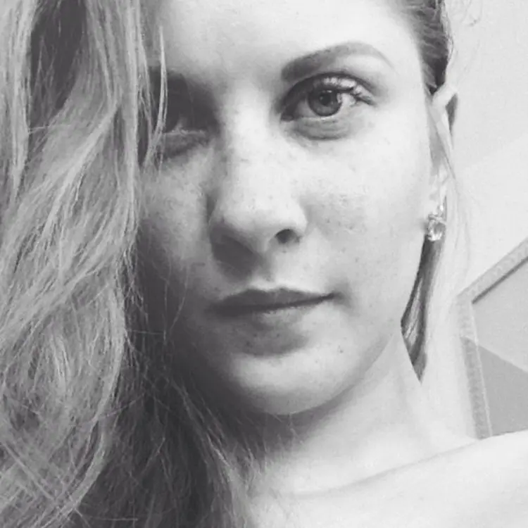 Я Александра, 37, из Иркутска, ищу знакомство для регулярного секса
