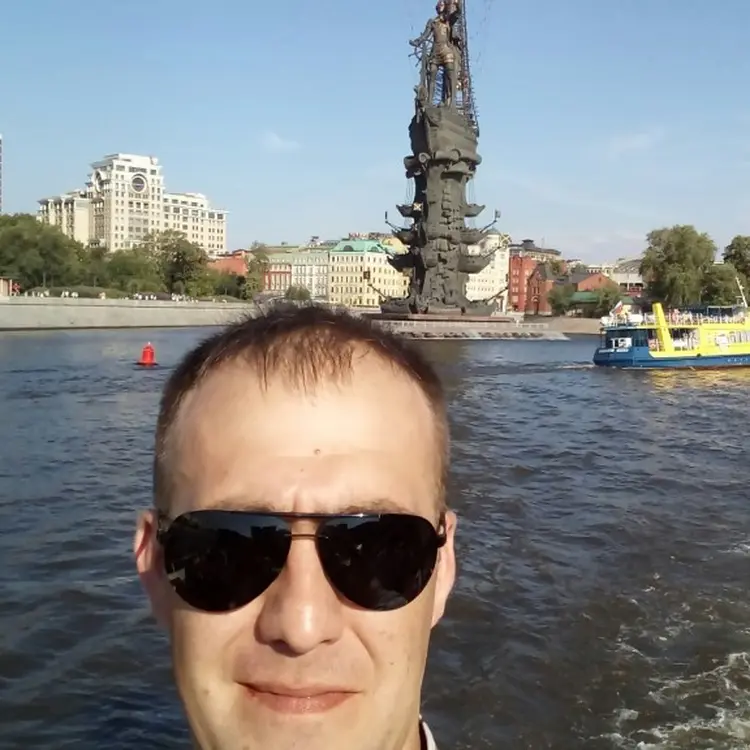 Я Vova, 38, знакомлюсь для дружбы в Ржеве