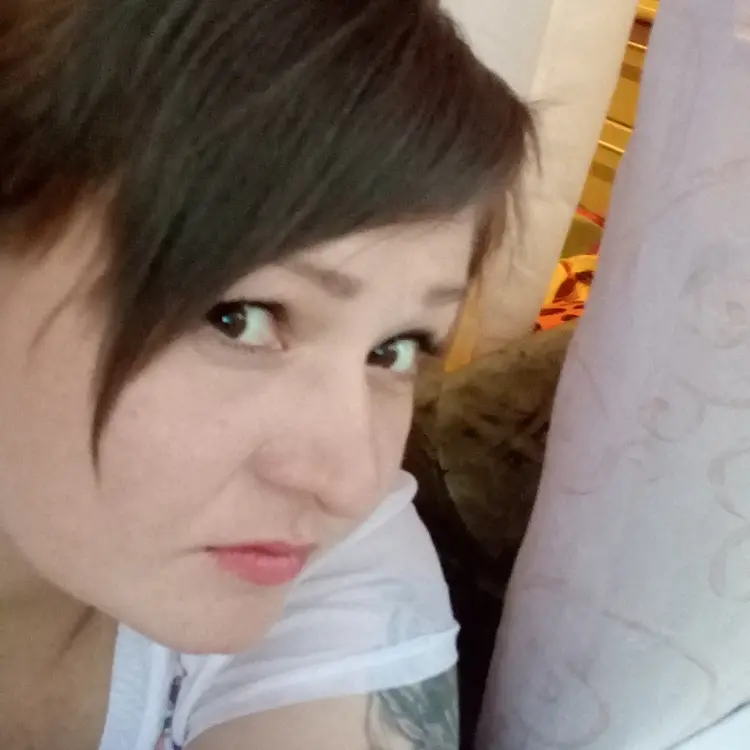 Миланья из Воронежа, мне 38, познакомлюсь для регулярного секса