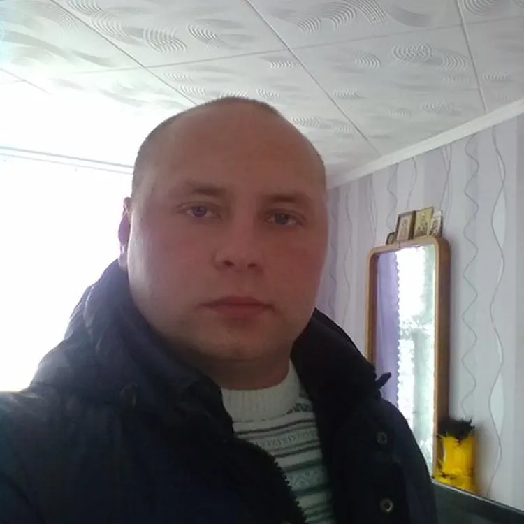 Я Vlad, 35, из Кобрина, ищу знакомство для виртуального секса