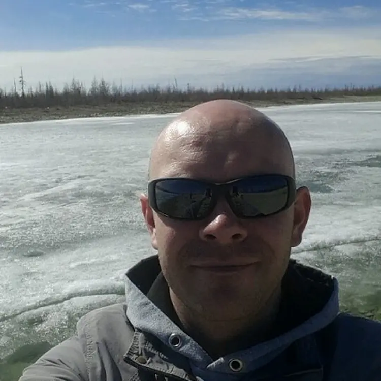 Я Андрей, 41, из Новоалтайска, ищу знакомство для регулярного секса