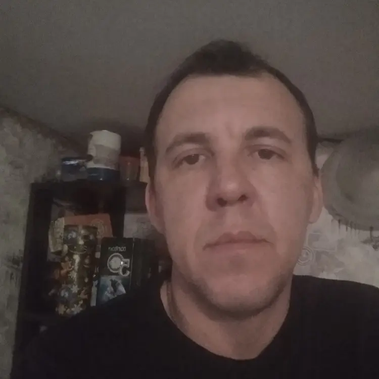 Я Степан, 44, из Евпатории, ищу знакомство для секса на одну ночь
