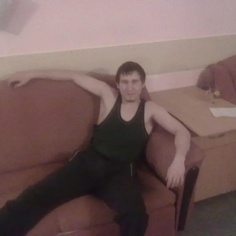 Gennadiy из Муравленко, мне 34, познакомлюсь для регулярного секса