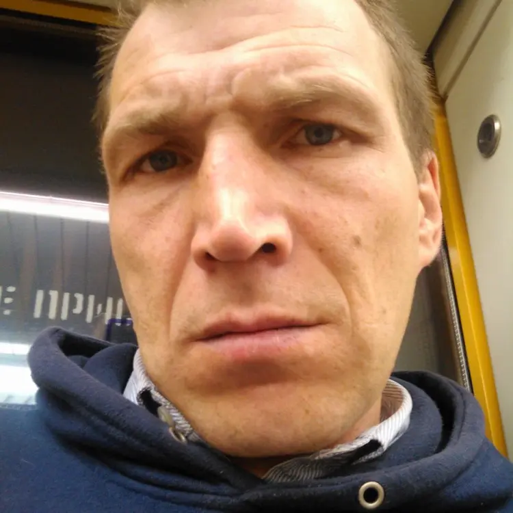 Я Илья, 49, из Макеевки, ищу знакомство для общения